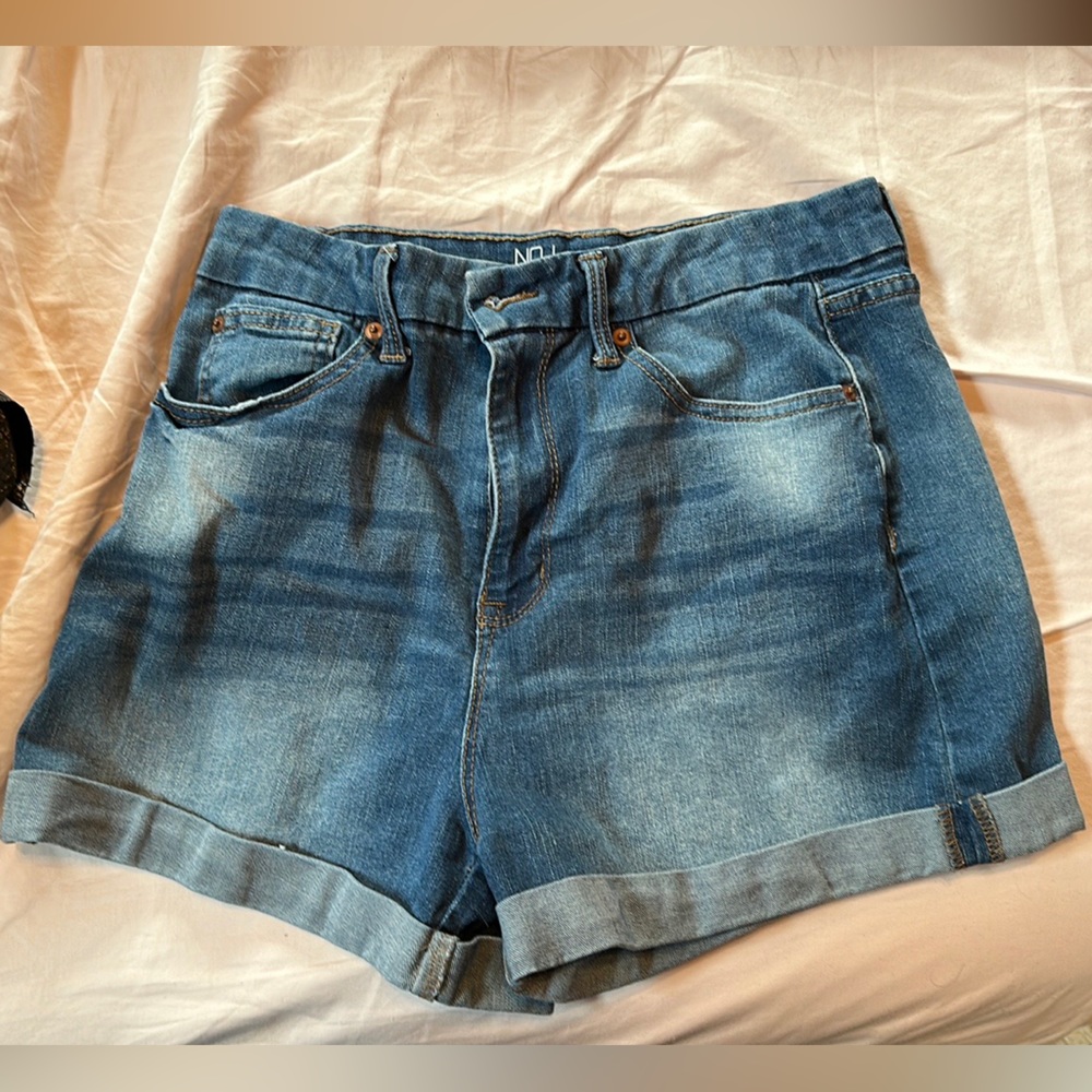 No-Bo shorts